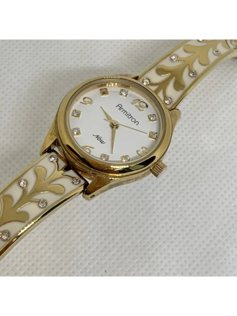 Armitron women’s dress watch gold white tone 26mm quartz Japan up to 8” running